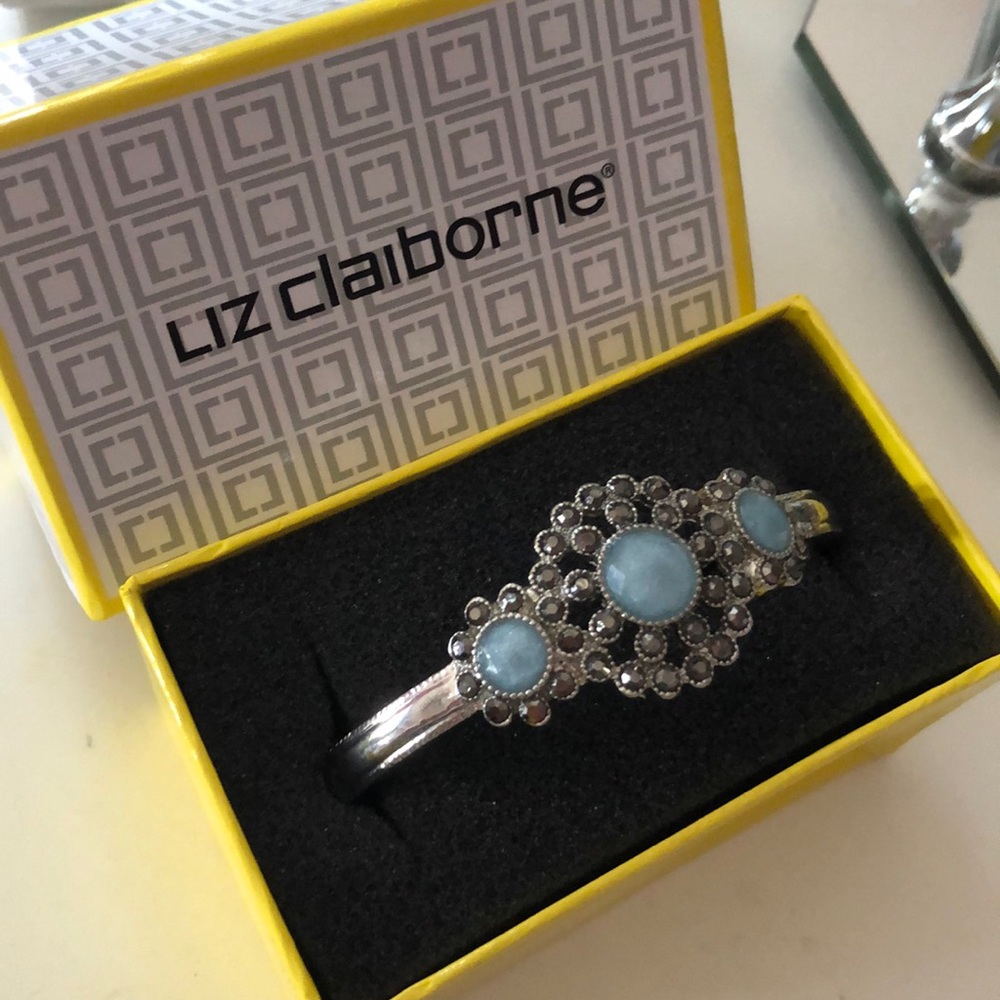 Liz Claiborne stone bracelet